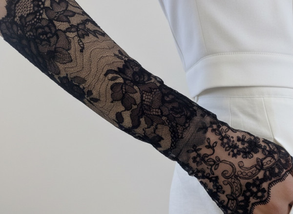 Lieblingsstükke - Spitzenstulpen Caroline