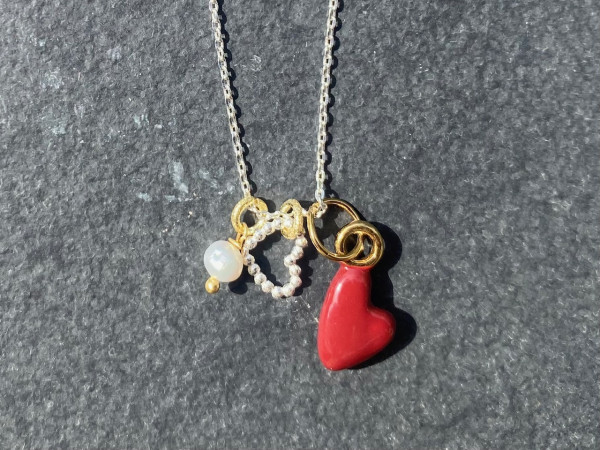 Kette Allerliebst mit Emaille-Herz & Süßwasserperle aus Sterlingsilber | LIEBlingsSTÜKKE