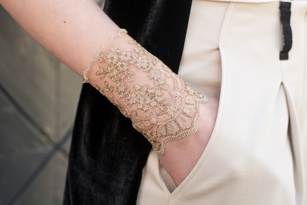 Spitzenstulpen Princess champagner