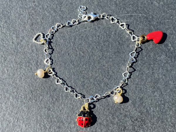 Armband Glückskäfer mit Herz und Süßwasserperlen | LIEBlingsSTÜKKE