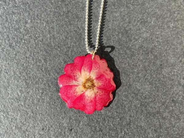 LIEBlingsSTÜKKE - Wildrose - außergewöhnliche nachhaltige Accessoires